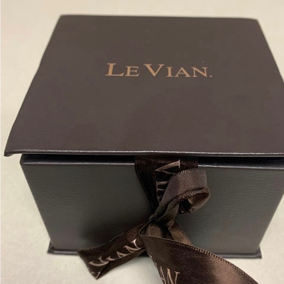 Levian diamond watch - Picture 6 of 9